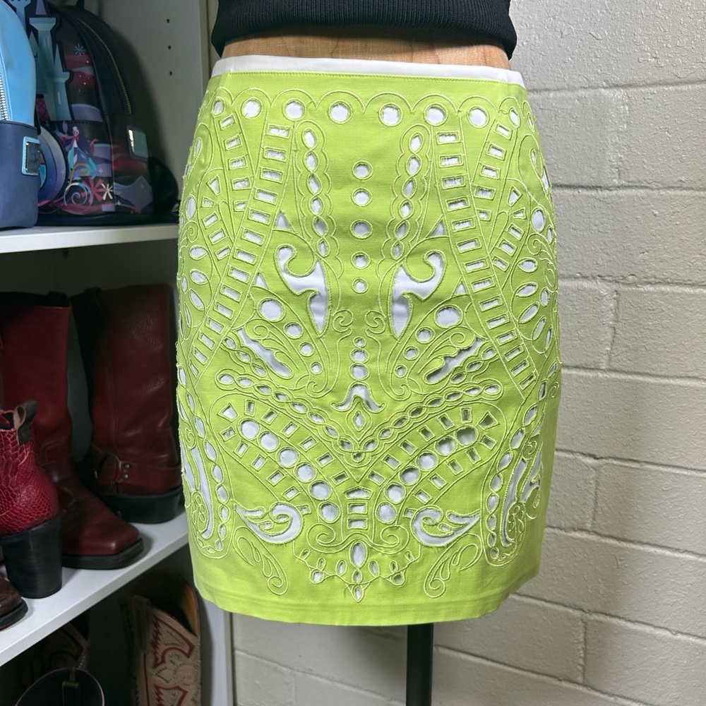 Embroidered Eyelet Lime Green Skirt Sz M